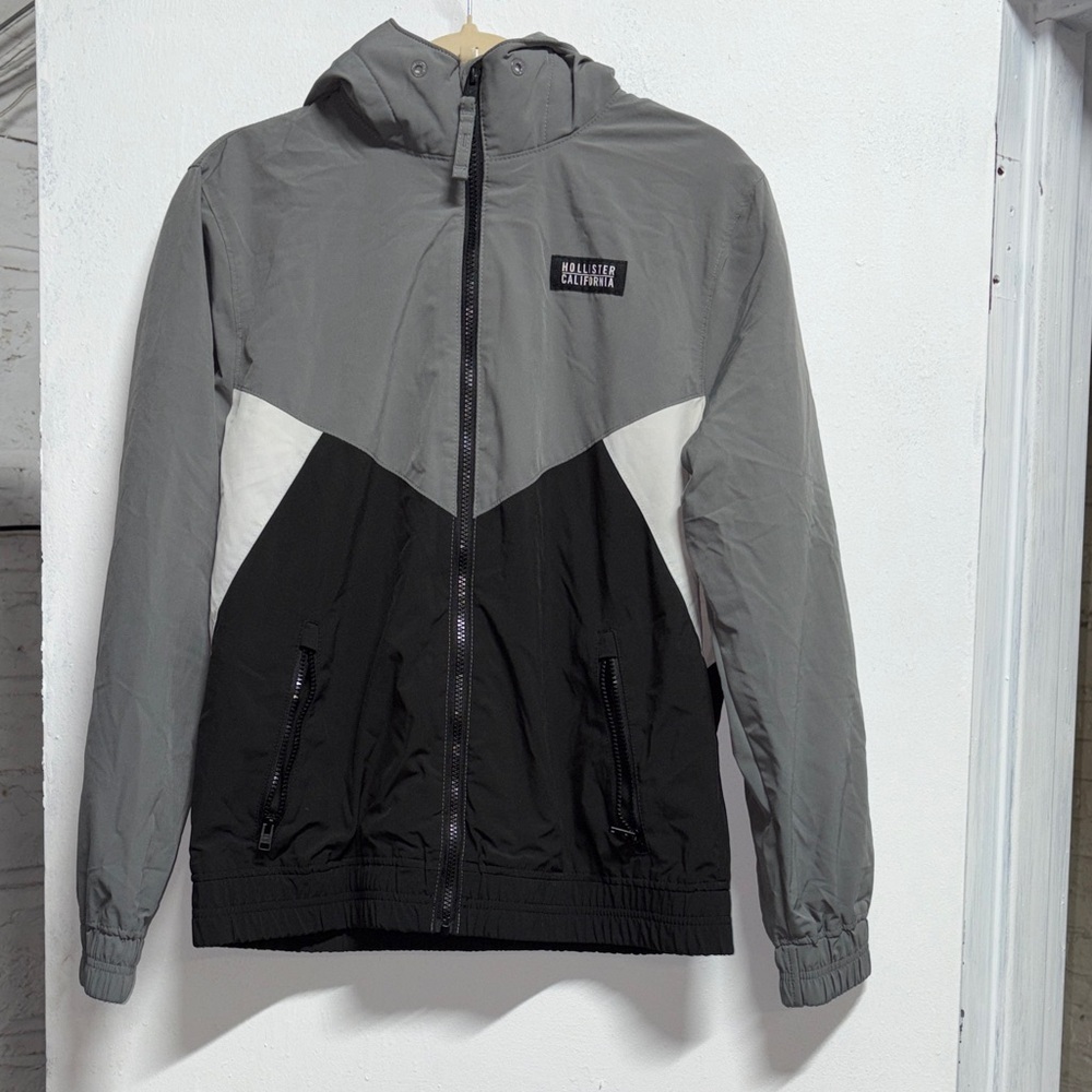 Hollister Two-Tone Gray and Black Windbreaker